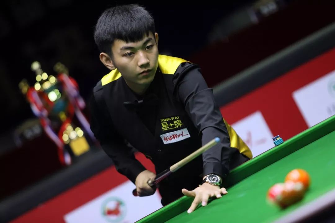 现出了极强 现出了极强