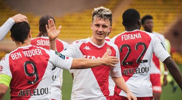 在赛季争夺 在赛季争夺